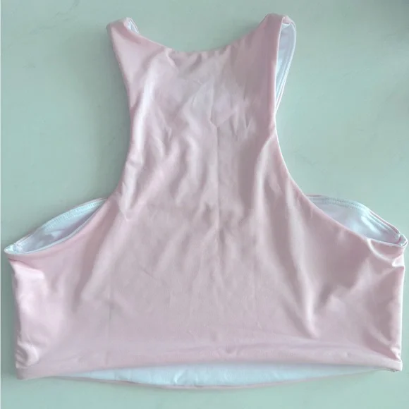 Top - Picture 2 of 2